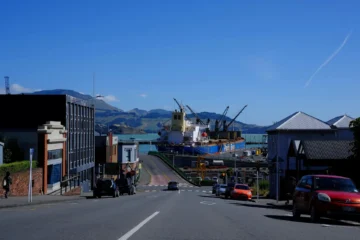 Move to New Zealand Through a Partner Work Visa