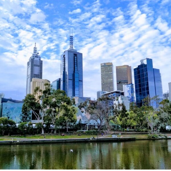 How to Migrate to Australia from UAE in 2026