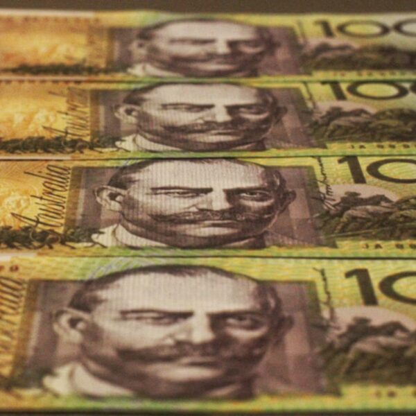 What Happens If Your Partner Earns Below the NZ Median Wage Should You Consider Australia Instead