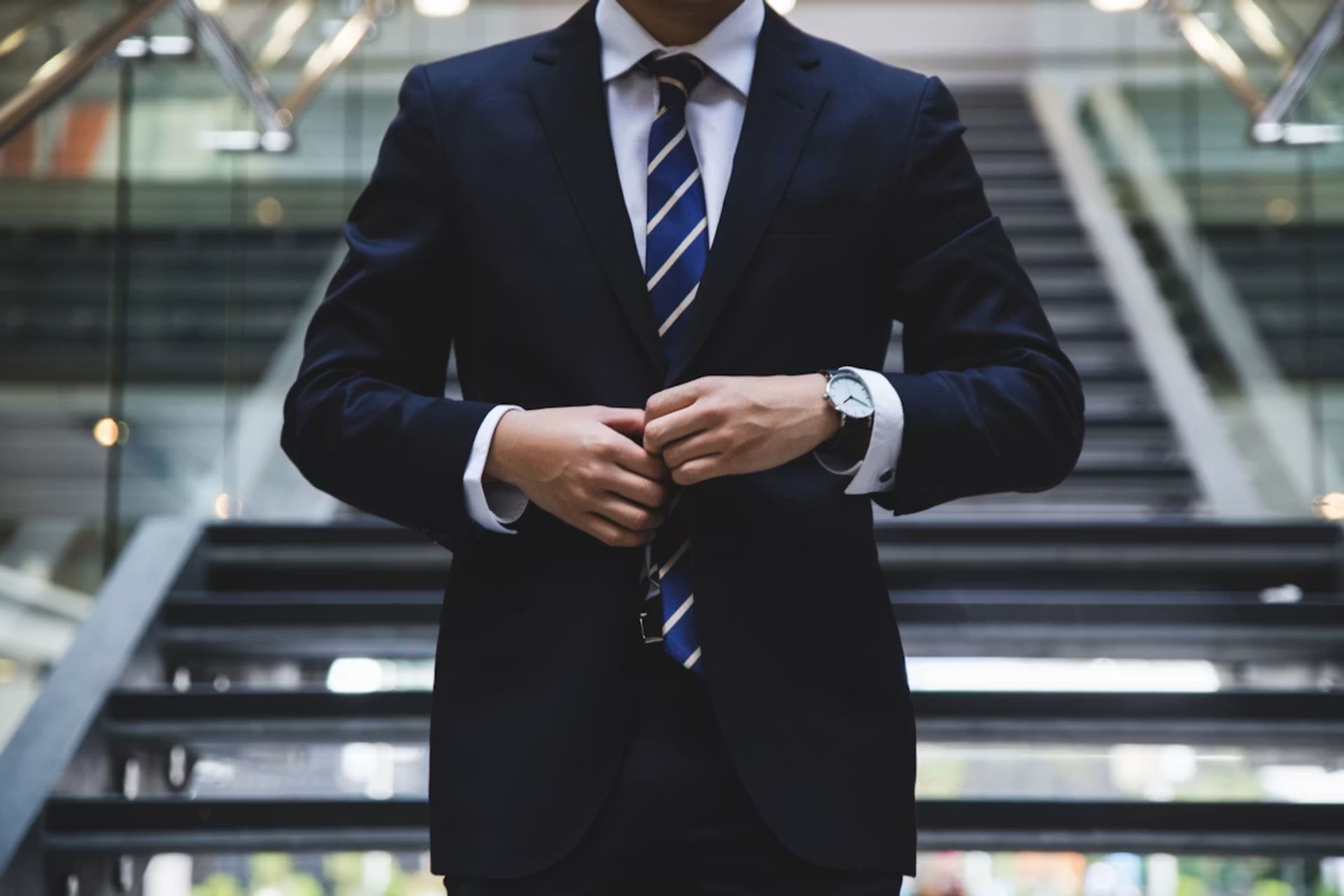 Which Visa Should a Lawyer or Accountant Apply for After Graduating in Australia